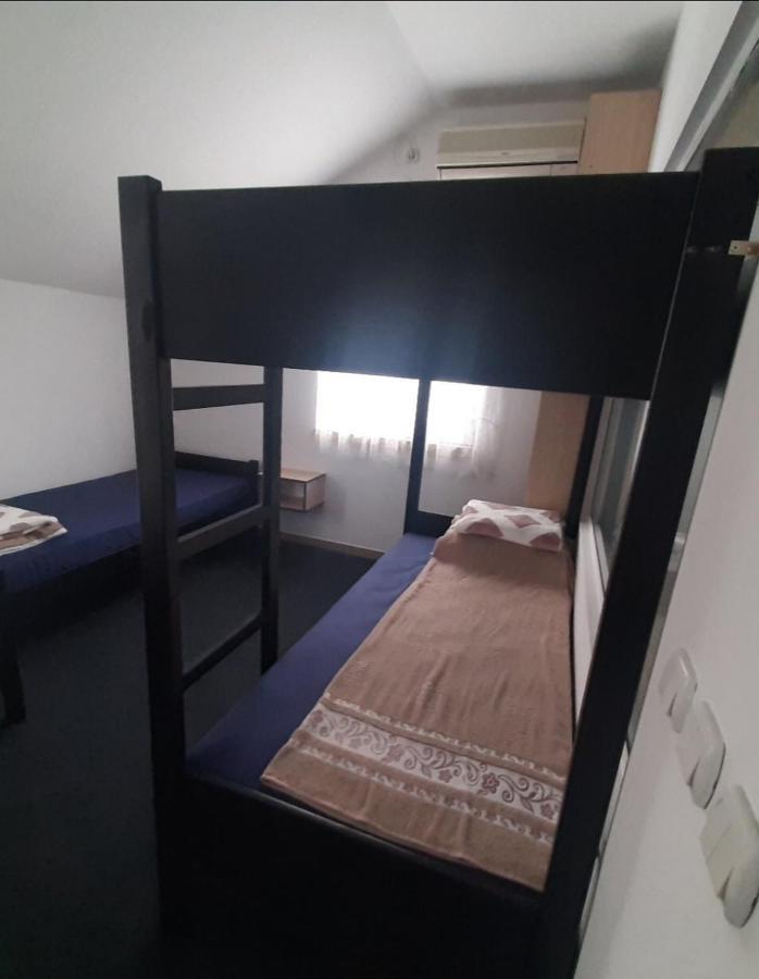 Hostel M Krusevac Ngoại thất bức ảnh